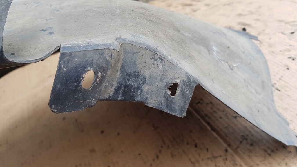 фото №8, Audi a8 d2 подкрылок защита левая перед