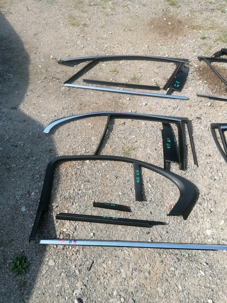 фото №3, Mercedes w213 рамка двері прокладка хром молдинг