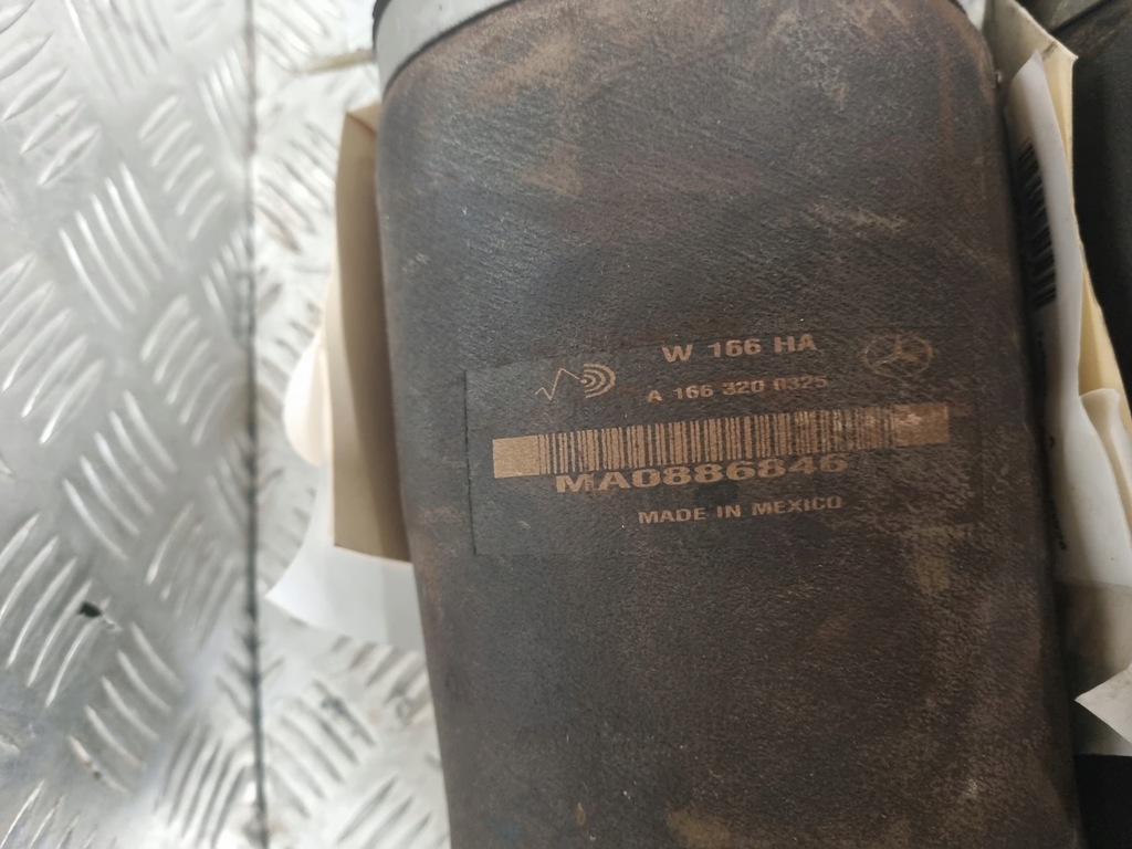 фото №11, Mercedes gls w166 амортизаторы подушки безопасности комплект