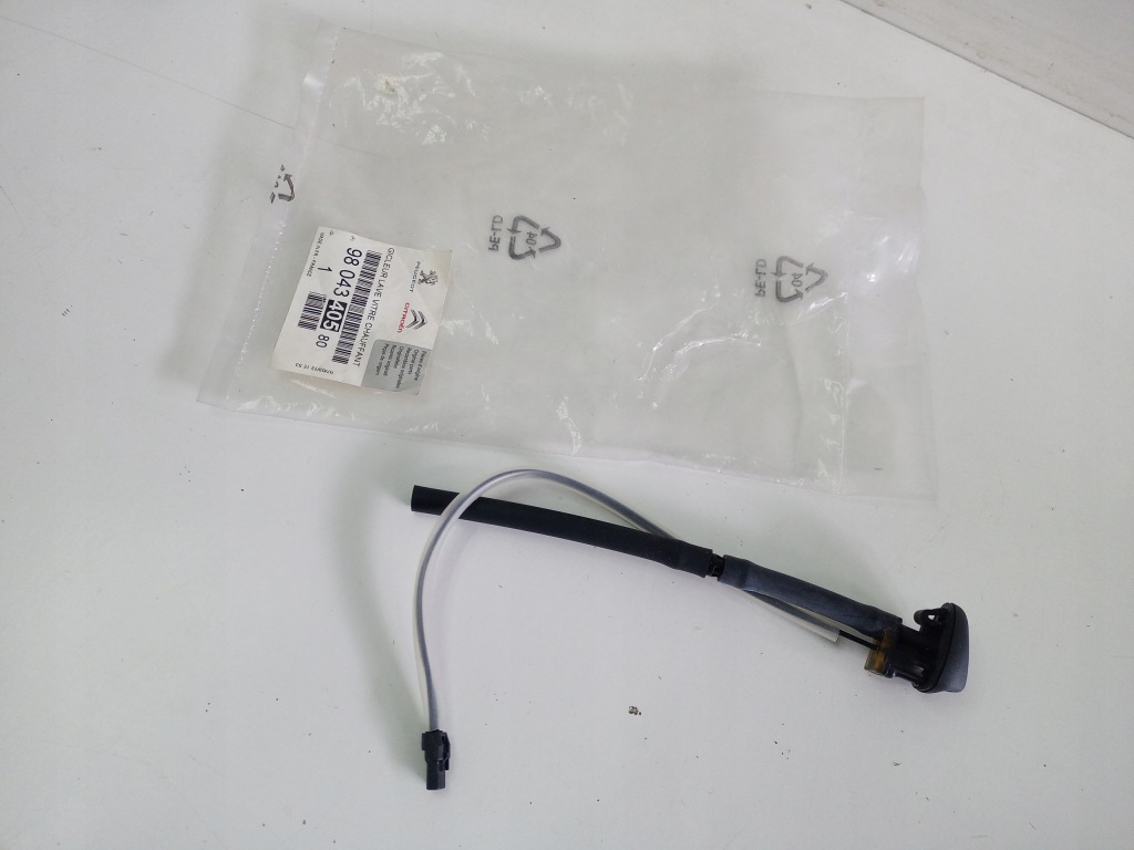 Купити Новий oryg омивач скло peugeot 208