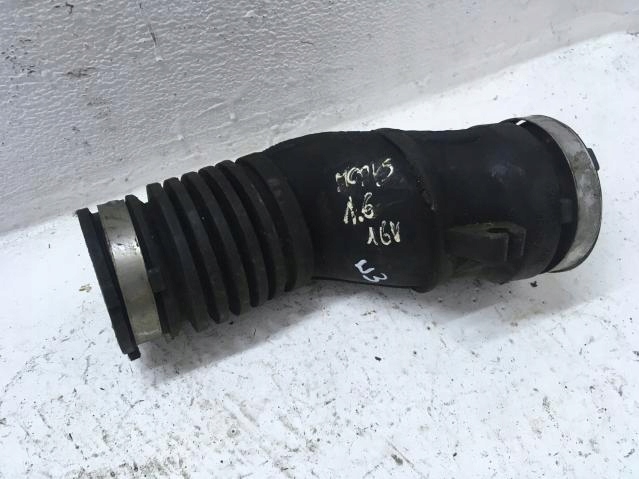 фото №1, Труба воздуха renault clio iii 1.6 16v 8200424266