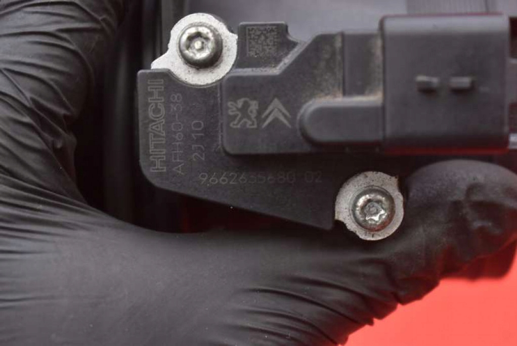 фото №9, Расходомер 9662635680 citroen c5 ii x7 iii 3.0 hdi 240 km 08-17