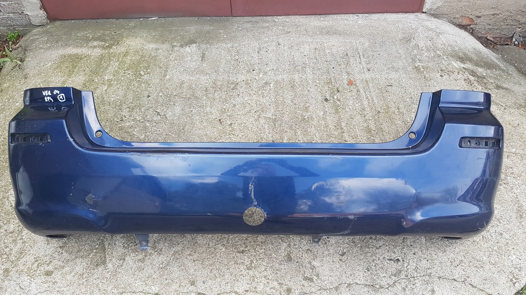 фото №1, Toyota corolla verso 04-07 бампер задняя 8p4