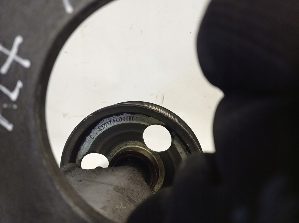 фото №8, Кронштейн колесо peugeot 307 2.0 9641317380