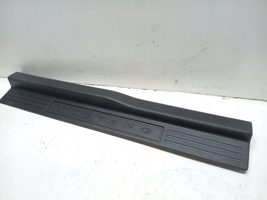 фото №1, Молдинг защита порог правая ford usa mustang v gt