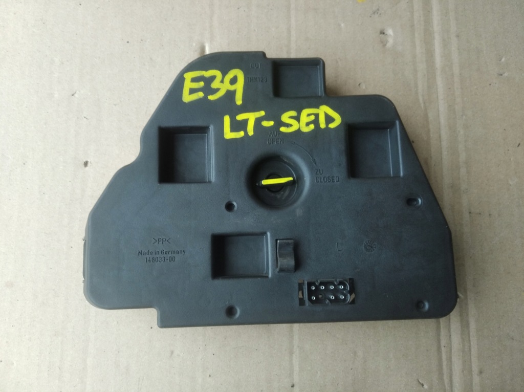 Купити Вкладиш лампи задній лівий bmw e36 compact