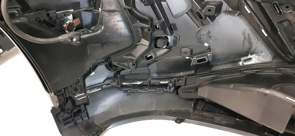 фото №6, Audi q8 e-tron бампер перед передний.