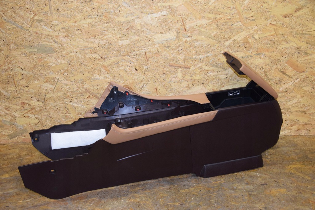 фото №15, Салон сидіння сидіння заднє сидіння підлокітник оббивка lexus rx iv 7os ідеальний стан