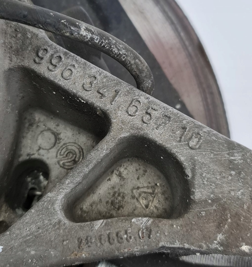 фото №3, Ступица поворотный кулак правый задняя porsche boxster 986 2.5