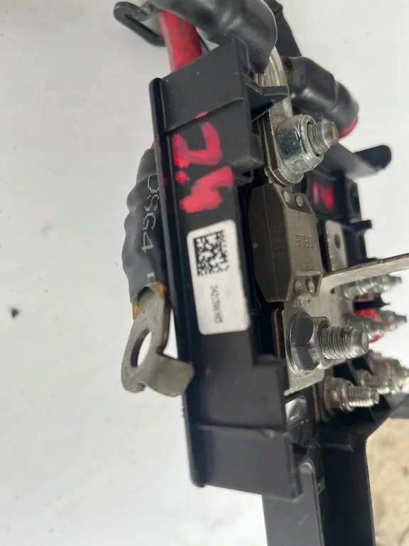 фото №5, Jeep compass ii шланг клема плюсова запобіжники