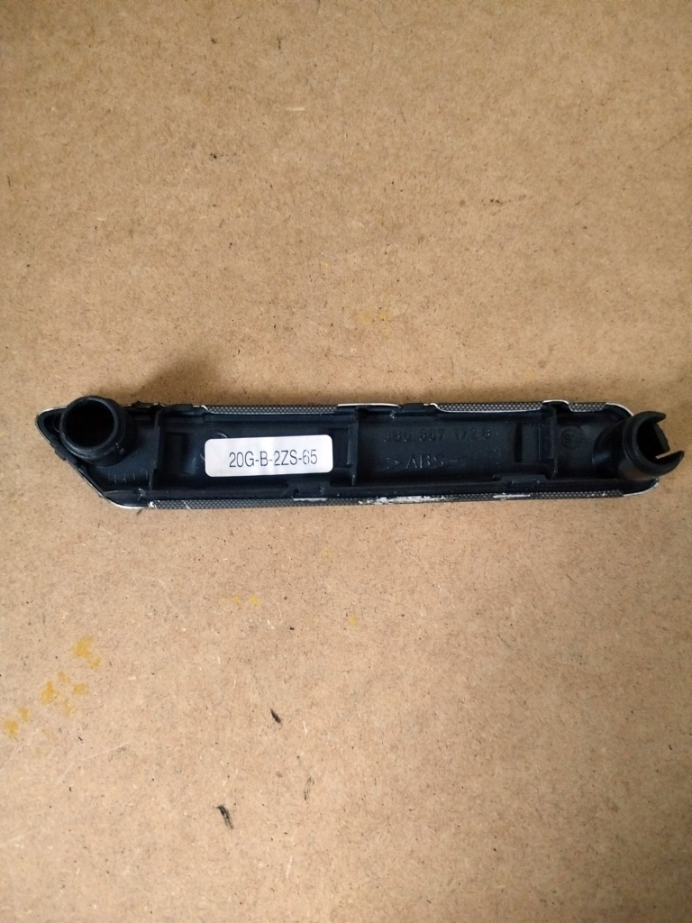 фото №2, Vw passat b5 3b0867172b ручка кронштейн дверь оригинал