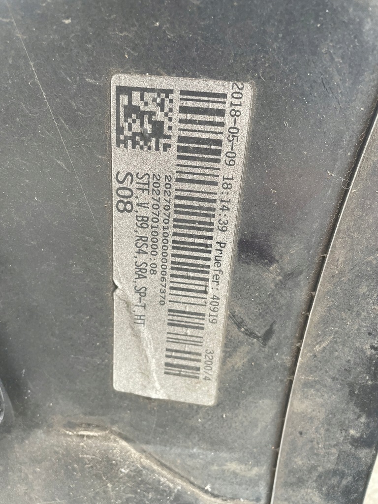 фото №11, Бампер перед передний audi a4 rs4 b9 8w 8w0807437t