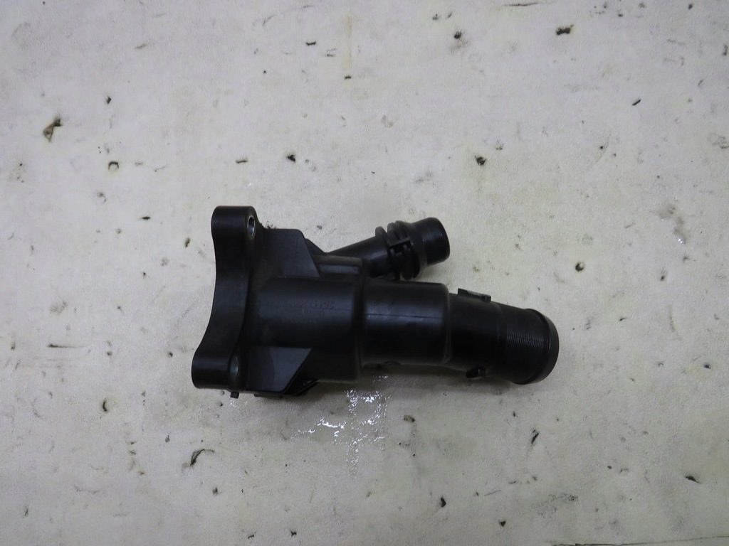 фото №1, Корпус термостата volvo v40 ii 2.0 d4 31686045