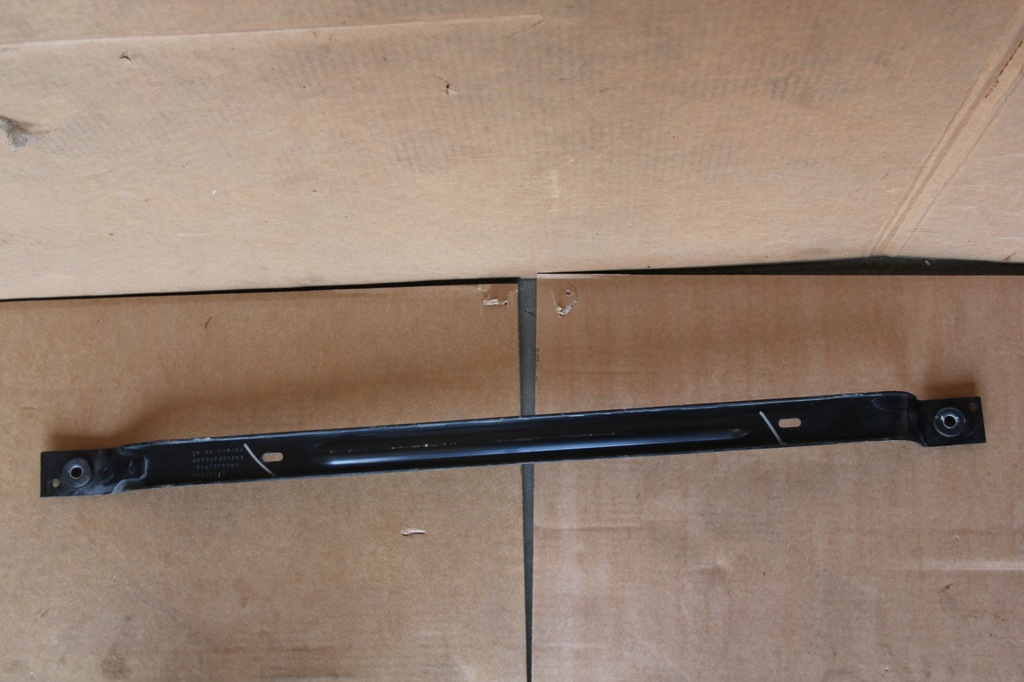 фото №1, Кронштейн кронштейн vw atlas 3qf201654