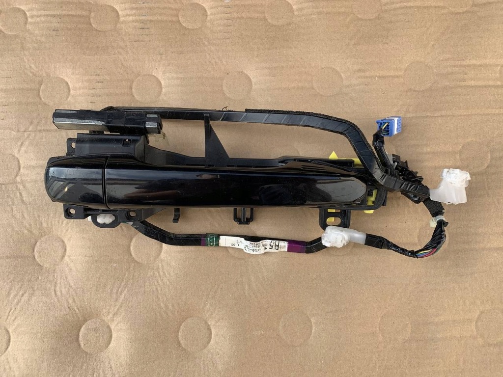 фото №1, Prius iii 12- ручка двері перед правий keyless