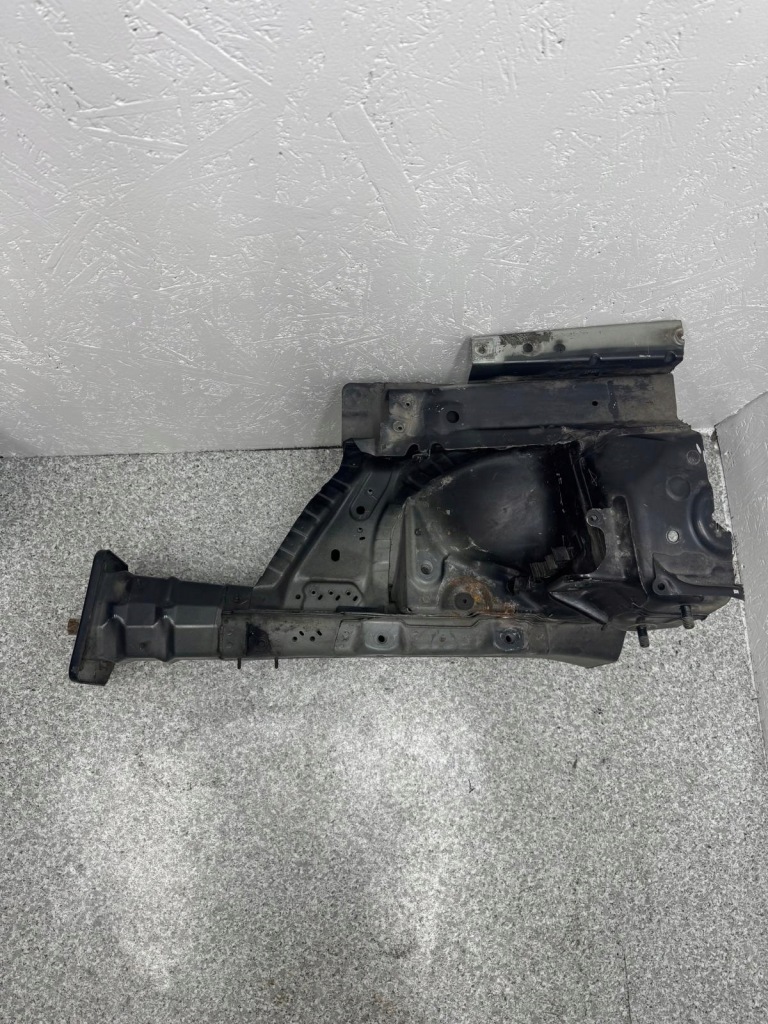 фото №1, Чверть лонжерон підкрилок зона деформації правий перед volvo xc60 2008-2013