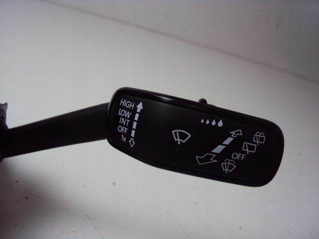 фото №2, Переключатель комбинированный volkswagen оригинальный номер 5q1953569