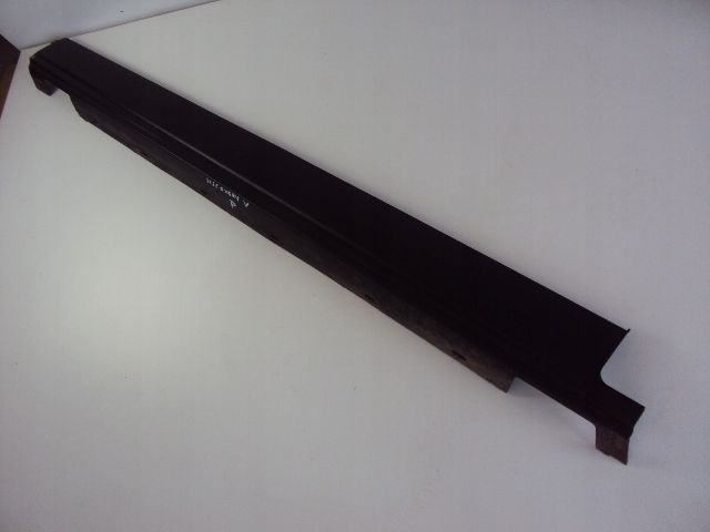 фото №1, Молдинг порог правая land rover discovery v l462