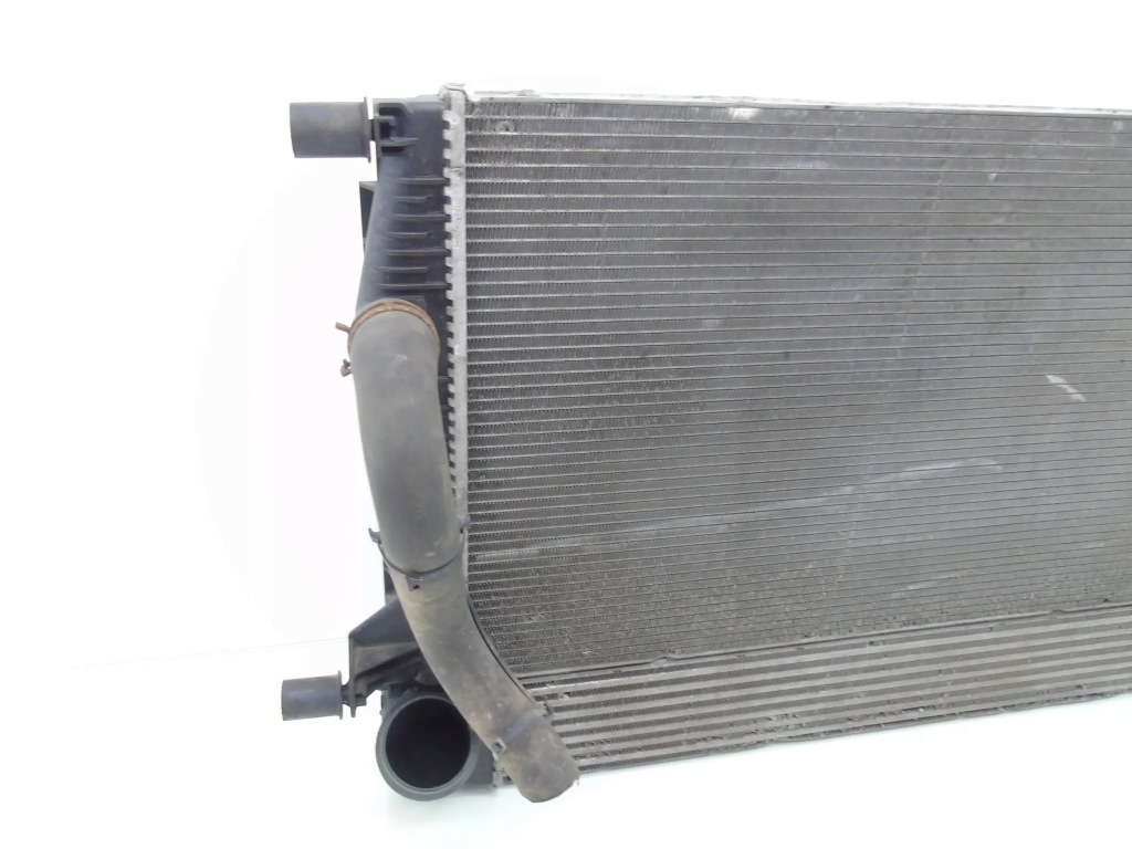 Радиатор интеркулер renault megane 3 1.5 dci 214100016r Недорого