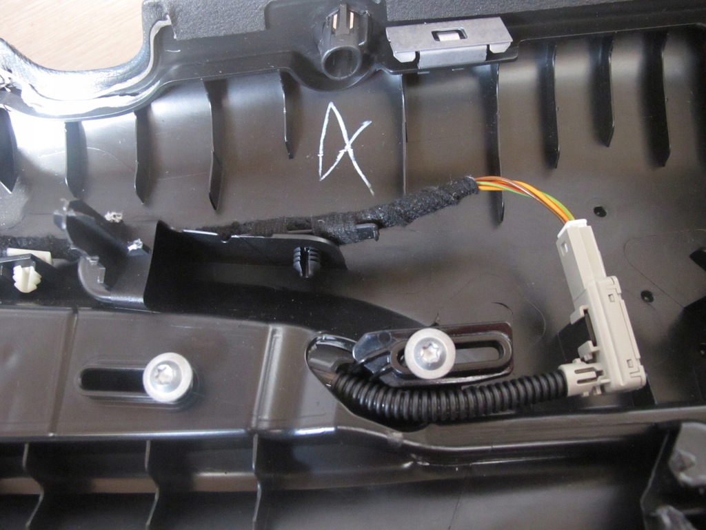 фото №5, Обшивки дверь bmw f39 x2 m-pakiet led.