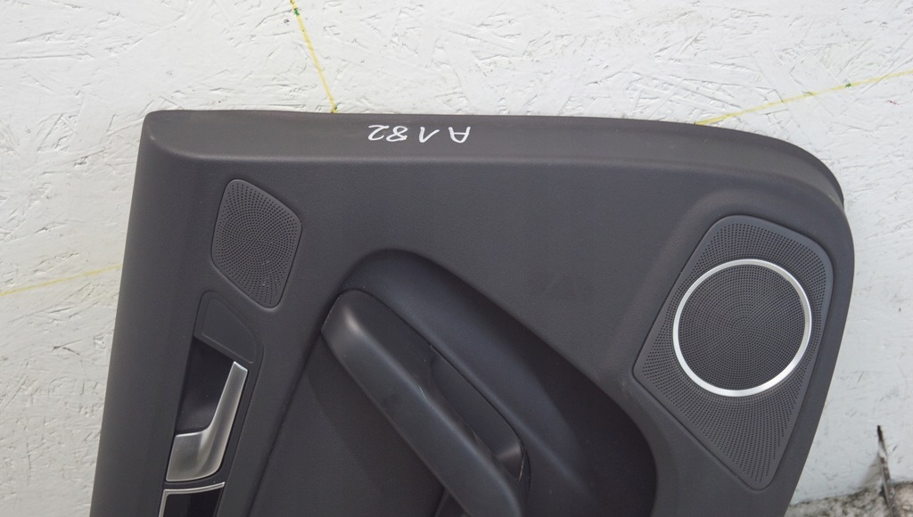 фото №10, Обивка дверь audi оригинальный номер 8t8867305