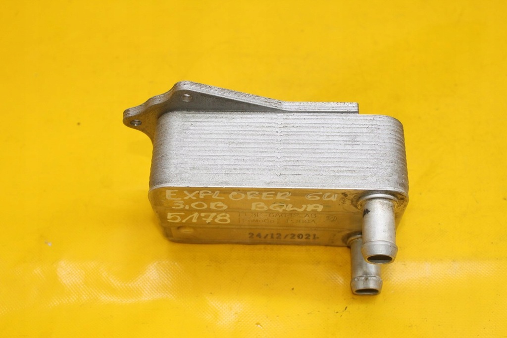 фото №5, Радиатор масла fl3e-6a642-ab explorer 6u 3.0 b