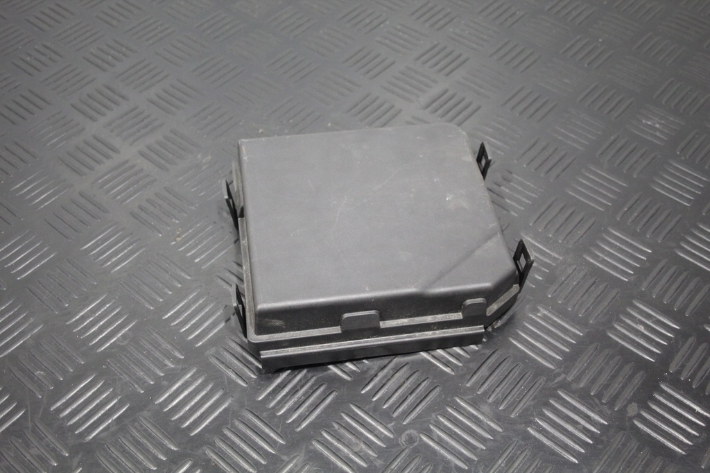 фото №1, Крышка коробка предохранителей kadjar i 1