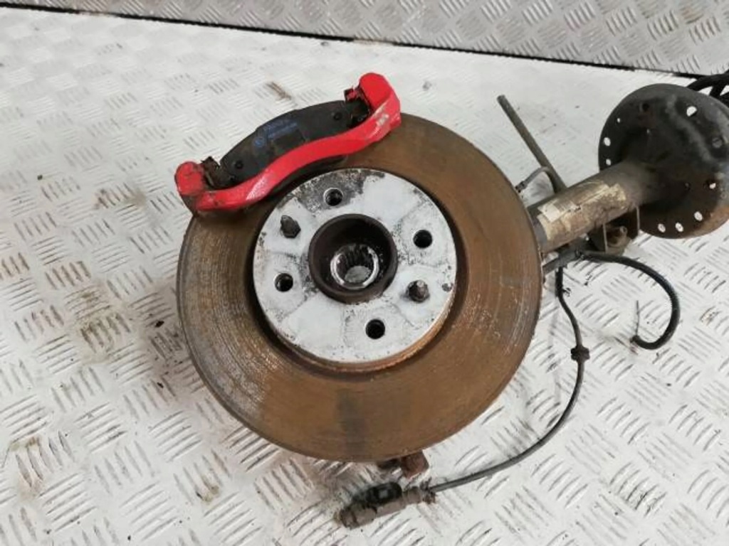 фото №2, Alfa romeo mito 0.9 mcperson поворотний кулак лівий перед