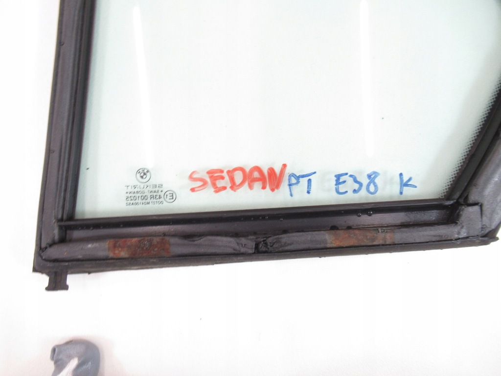 фото №4, Скло права правий задня bmw e38 as2