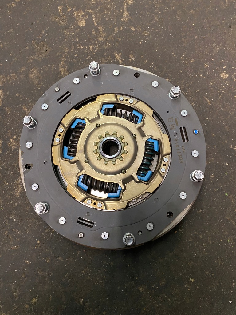 фото №1, Lexus nx 300h 2.5 сцепление комплект 5d271310