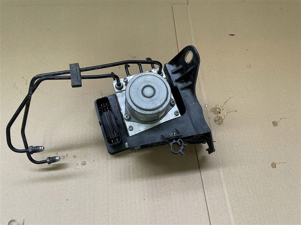 фото №1, Насос блок керування abs esp привід перед 2wd 52062978 jeep renegade 14-18r 2017r