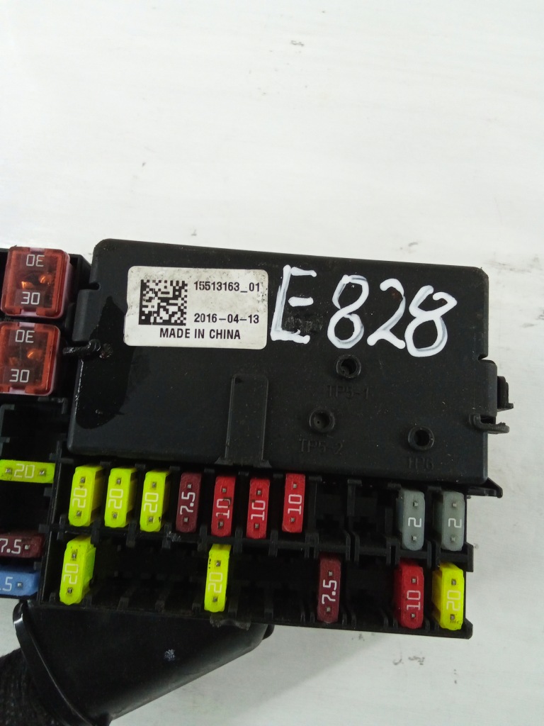 фото №2, E828 коробка запобіжників astra k 15513163