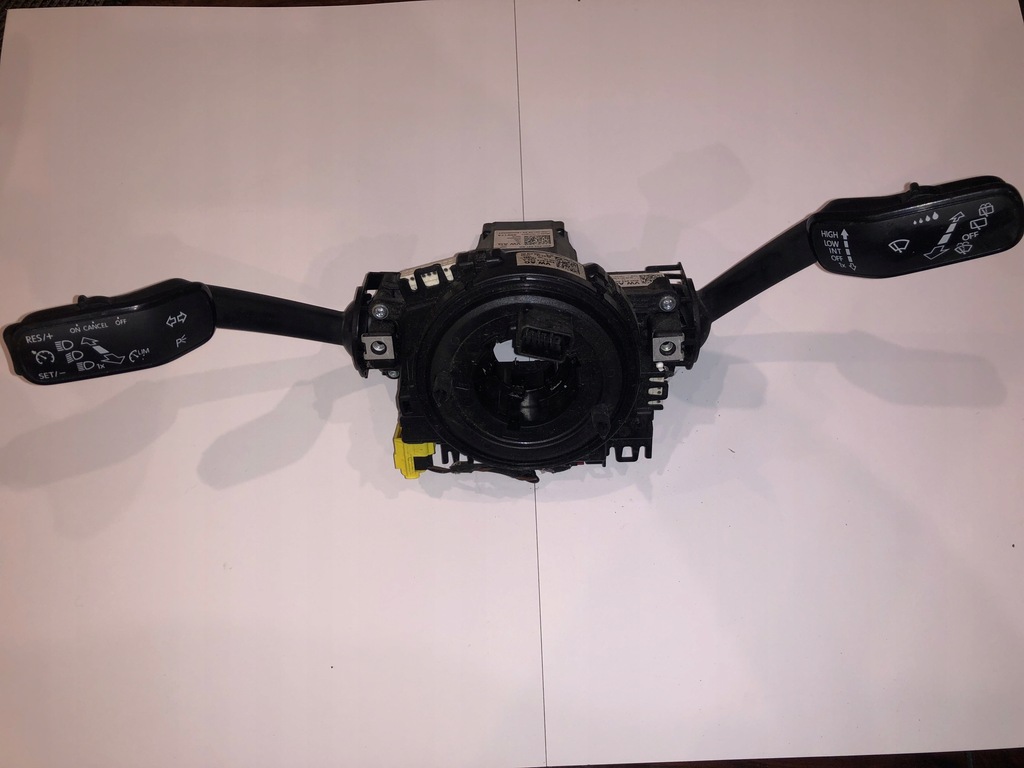 фото №1, Audi перемикач комбінований 5q0953521er