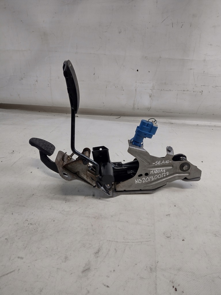 фото №5, Педалі газу, гальма mazda 5 1,8b