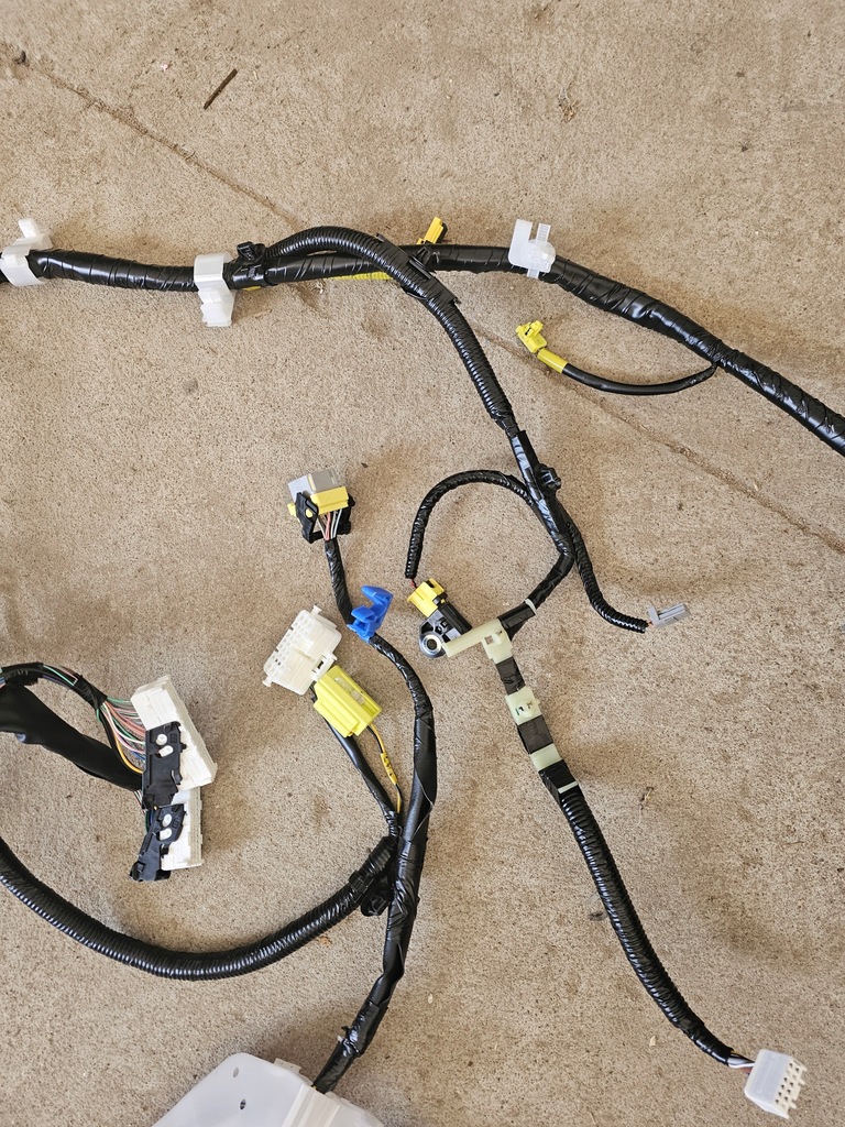 фото №8, Subaru crosstrek 22- жгут кабины салона левая 81502fn030 usa