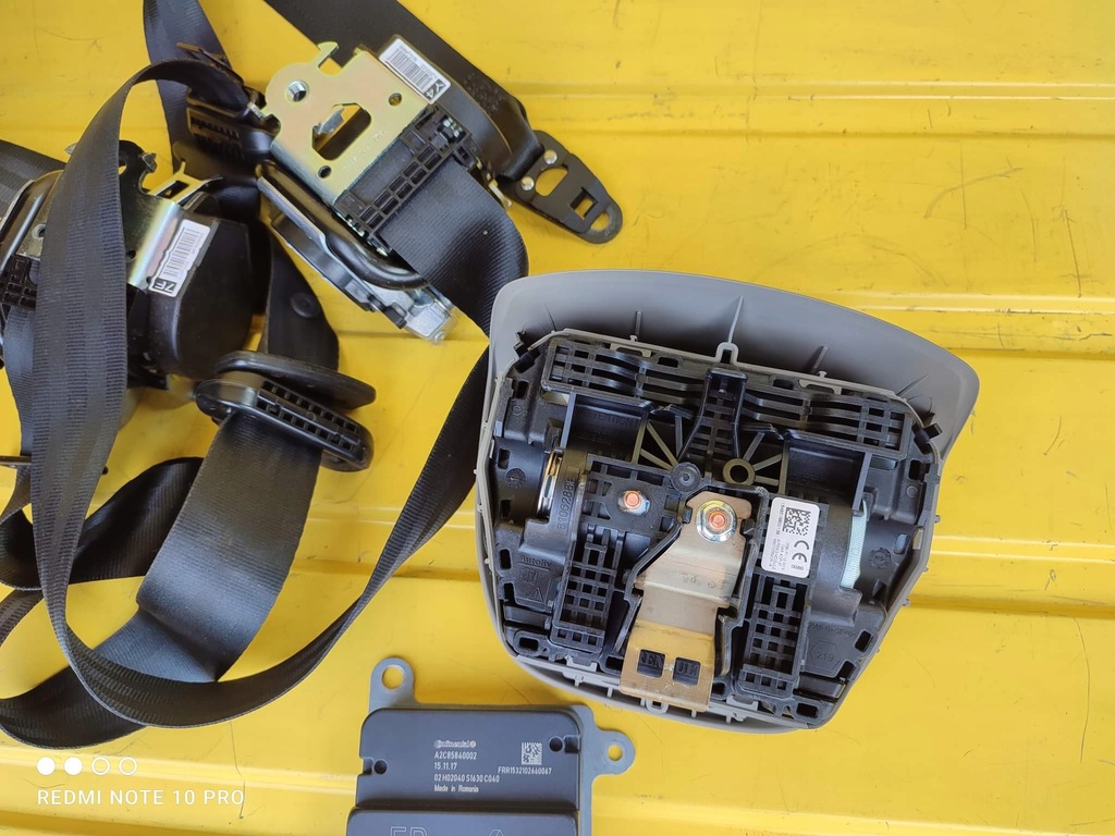 фото №7, Renault zoe подушки безопасности воздушные консоль eu.