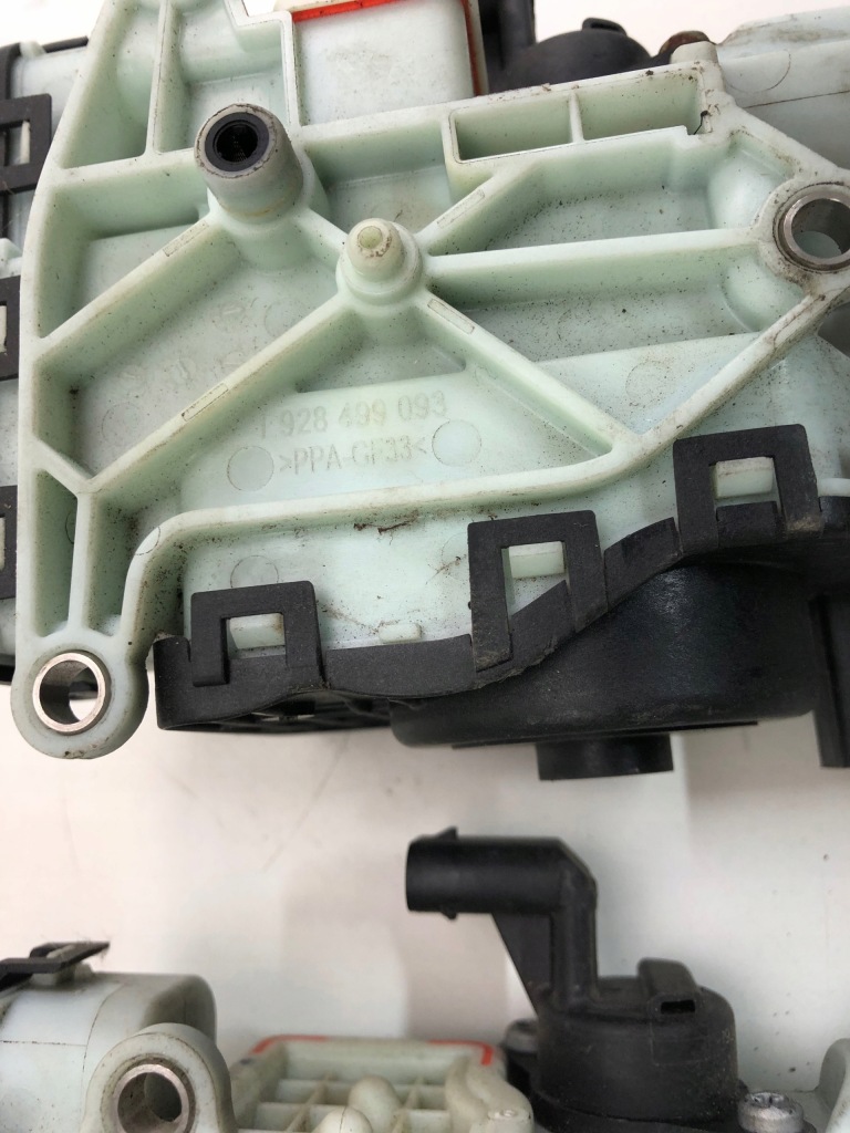 Mercedes помпа упорскування adblue 0928404016 Оригінал