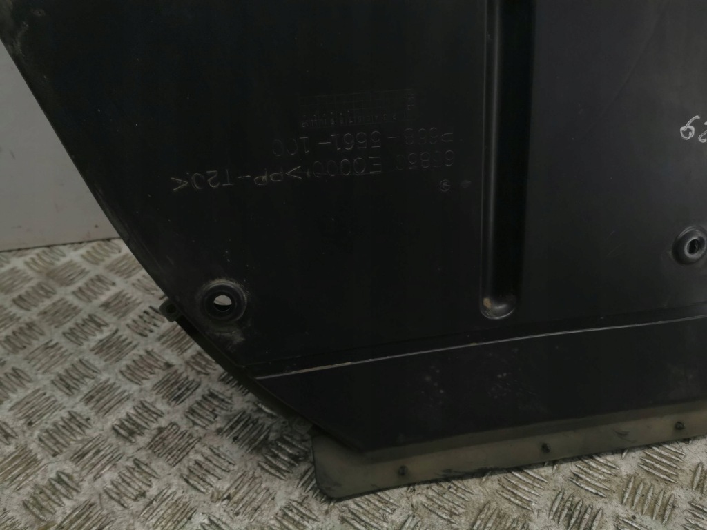 фото №7, Nissan x-trail t30 2004 часть трубы впуска воздуха