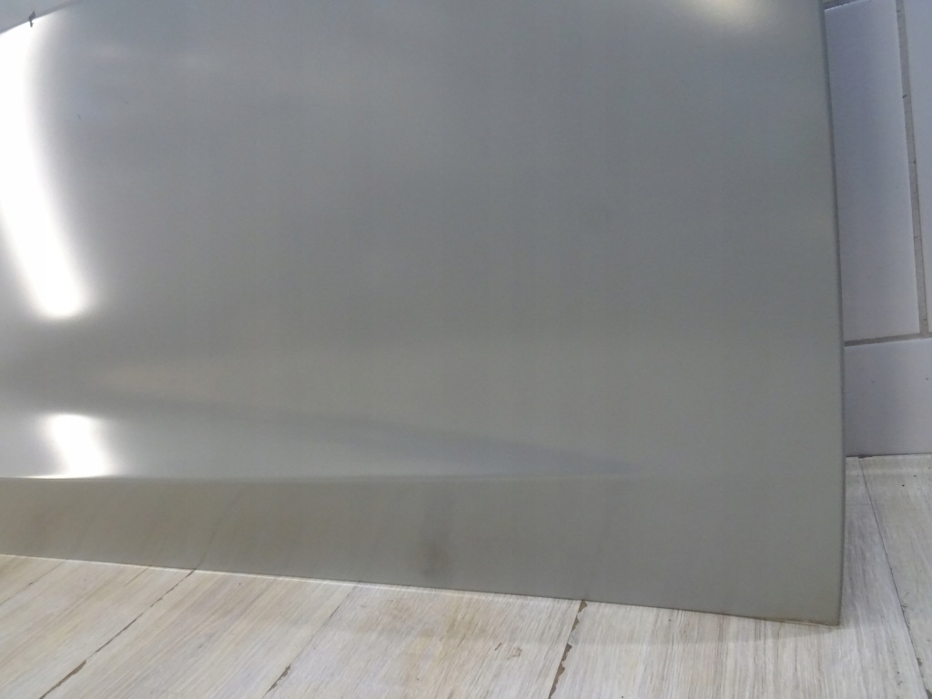 Tesla 3 двері праве перед передні llu в Україні