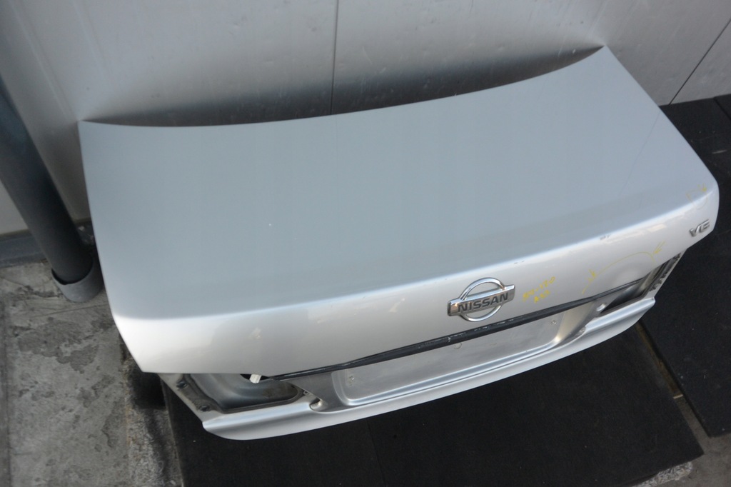 фото №10, Nissan maxima qx a33 крышка багажника багажника накладка