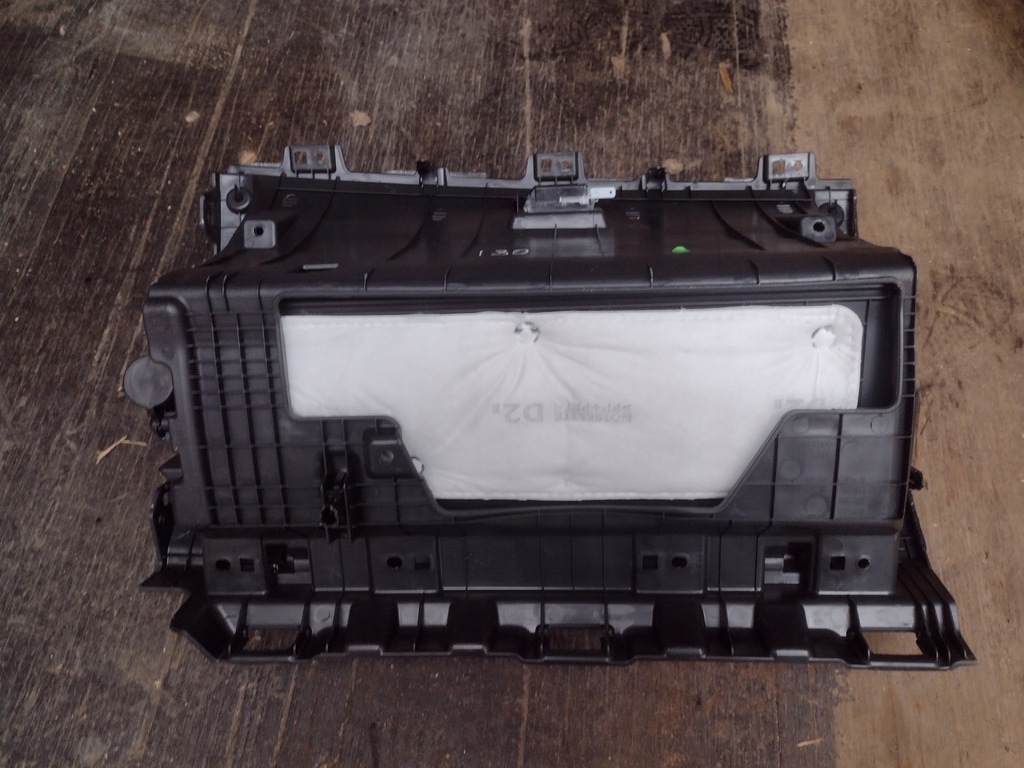 фото №4, Бардачок пассажира hyundai i30 iii 1.5t 2021