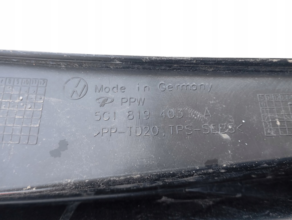 Жабо верхний левая vw golf vii 5g1819403a Доставка