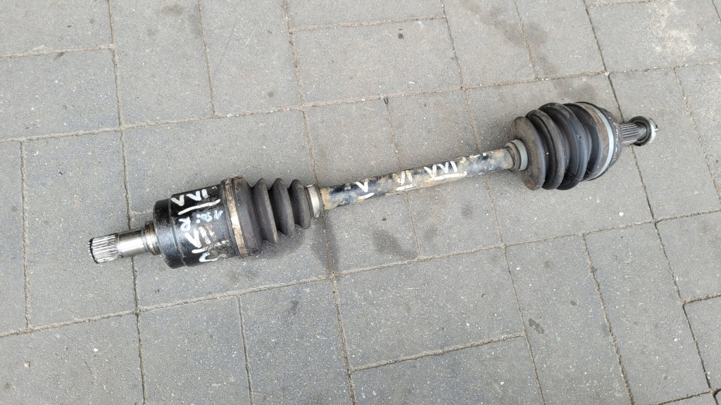 Купити Honda crx del sol привідний вал правий короткий