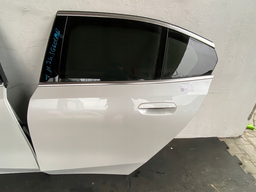 фото №1, Дверь задняя левая bmw 5 g60 цвет a96