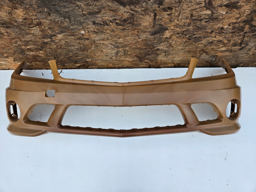 Купить Mercedes w204 6.3 63 amg бампер перед передний