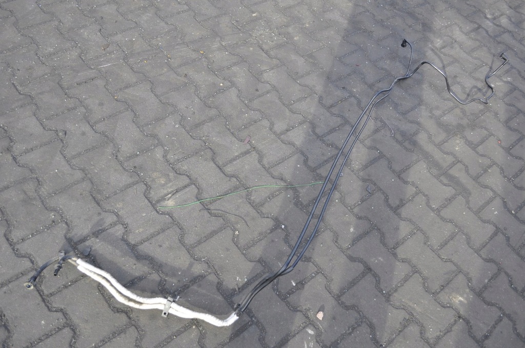 фото №1, Porsche 718 cayman 982 2.0 труба шланг воздуха