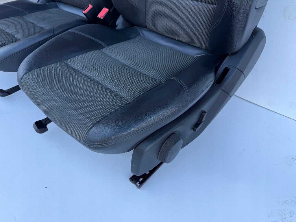 фото №5, Сидіння перед заднє сидіння напівшкіра підігрів mercedes glk x204