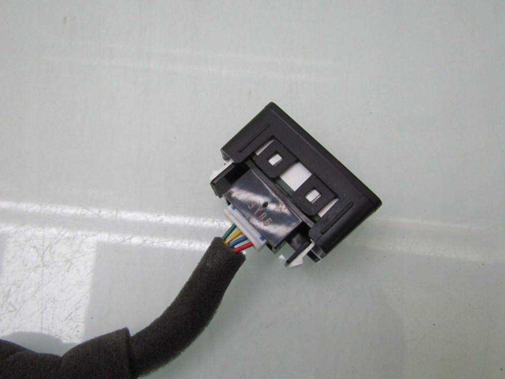 фото №3, X-trail ii t31 14r переключатель замки ремней