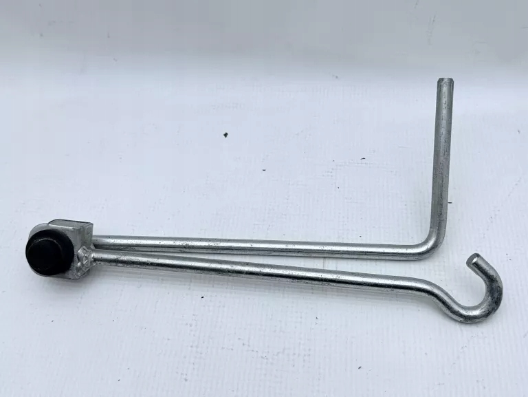 фото №5, Набір домкрат podnośnyk вушко ключ toyota auris i e15 09-12 fl