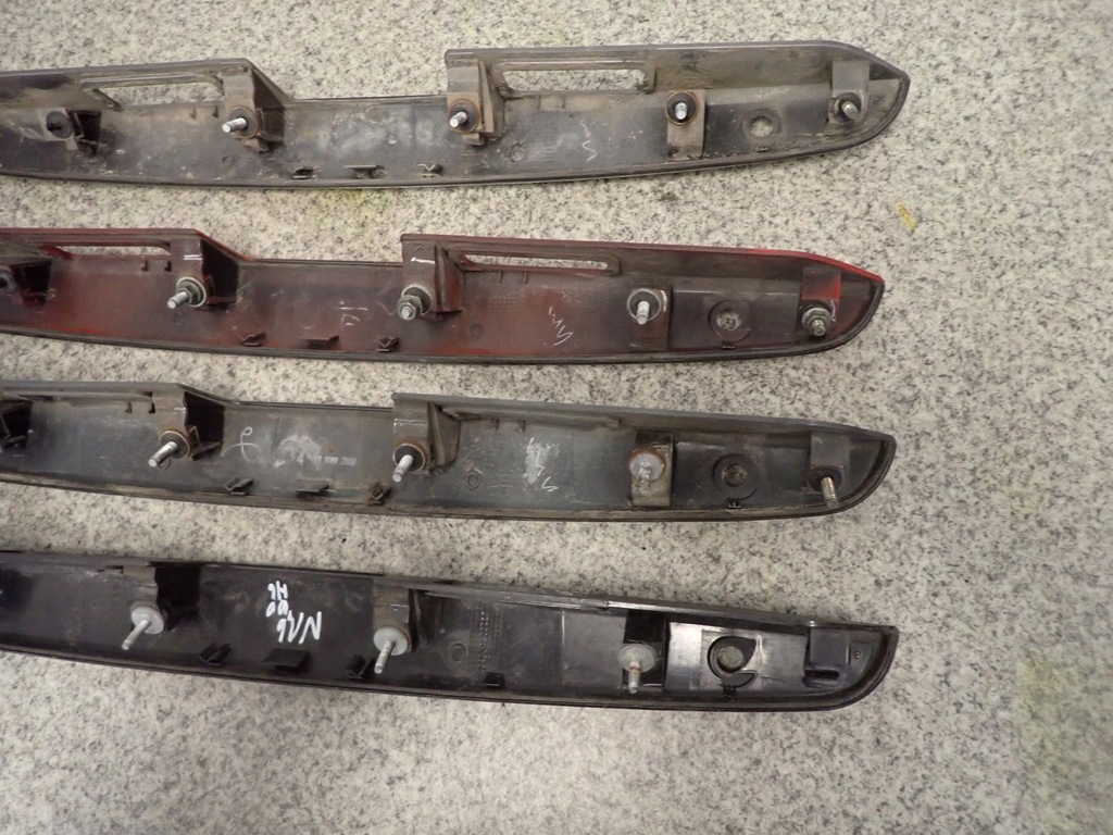 фото №6, Nissan almera n16 00-02 молдинг крышки багажника